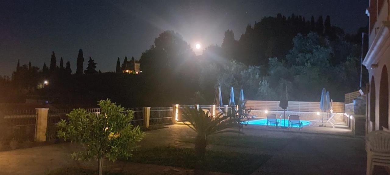 Bosco Verde Corfu Apartments Gouvia Bagian luar foto