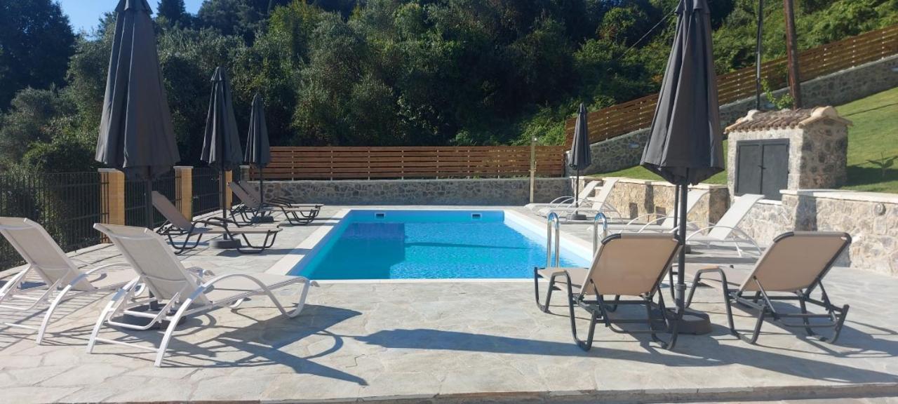 Bosco Verde Corfu Apartments Gouvia Bagian luar foto