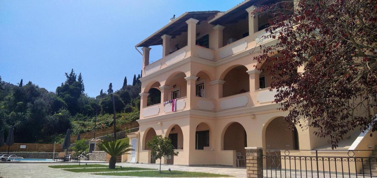 Bosco Verde Corfu Apartments Gouvia Bagian luar foto