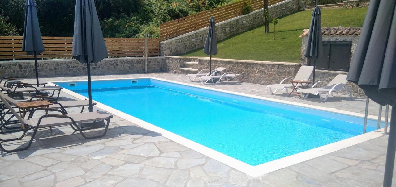 Bosco Verde Corfu Apartments Gouvia Bagian luar foto